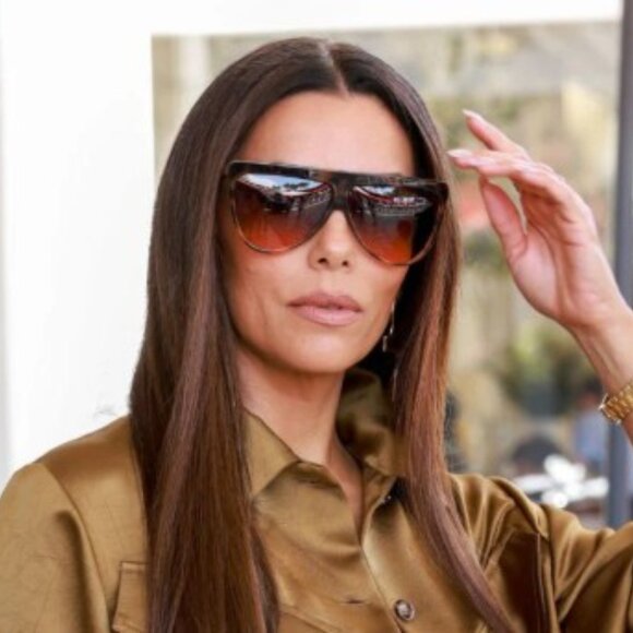 Victoria Beckham VB619S 005 Shield Sunglasses – Black/Tortoise/Brown Gradient main image 7